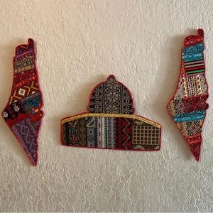 Palestinian embroidery for the wall